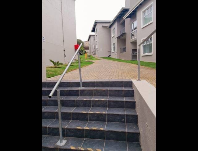 2 BEDROOM APARTMENT FOR SALE IN ISLAND VIEW